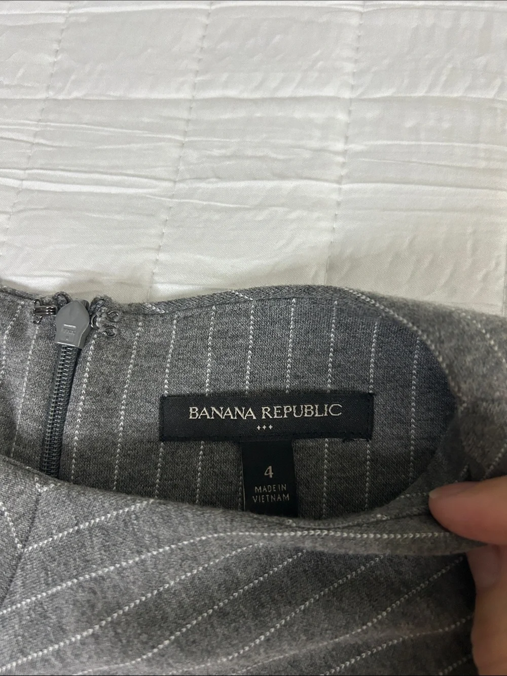Banana Republic Factory Grey Pinstripe Sheath Dress - Picture 4 of 7